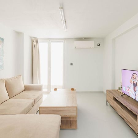 Beautiful Underground Nest With Prv Terrace Atenas Exterior foto