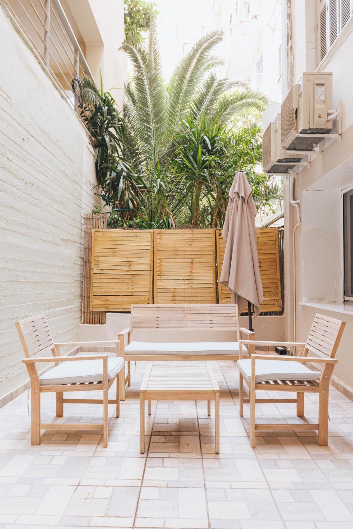 Beautiful Underground Nest With Prv Terrace Atenas Exterior foto